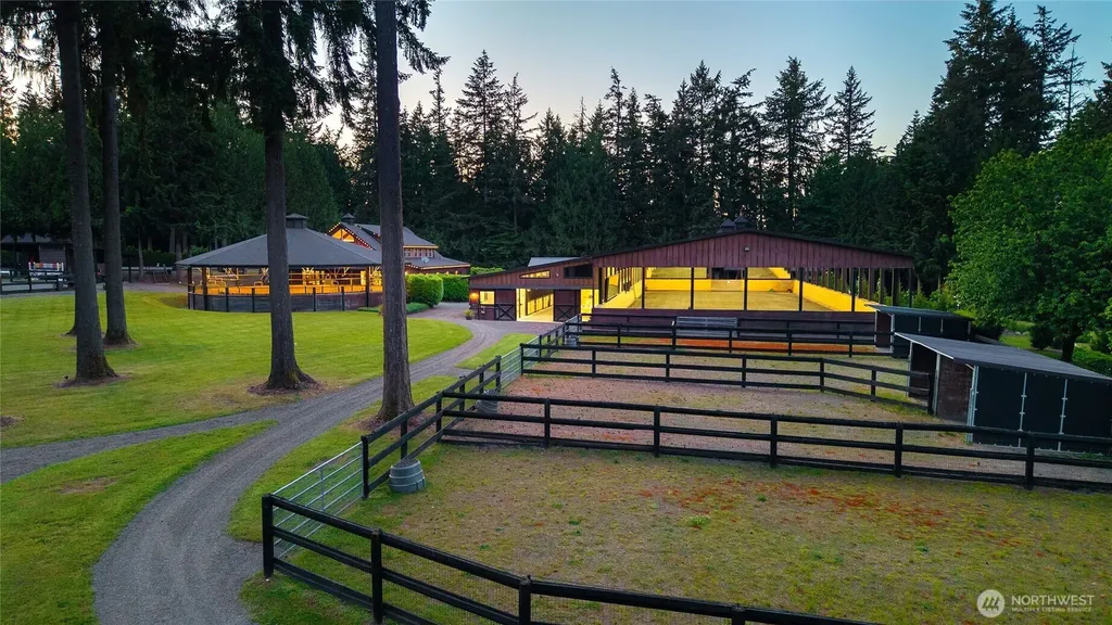 14140 184th Avenue NE Woodinville WA 98072