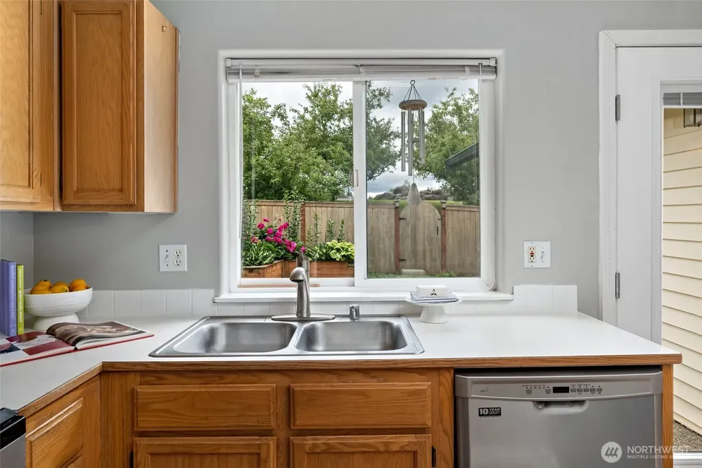 8126 Valley View Drive Arlington WA 98223