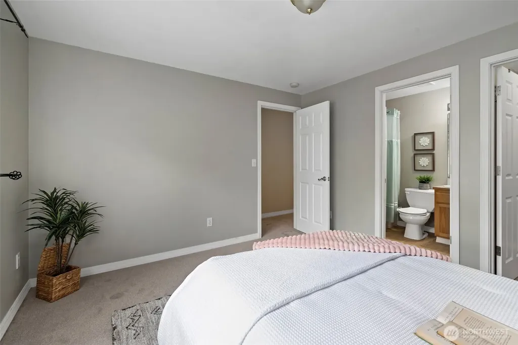 8126 Valley View Drive Arlington WA 98223