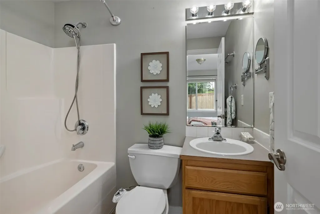 8126 Valley View Drive Arlington WA 98223