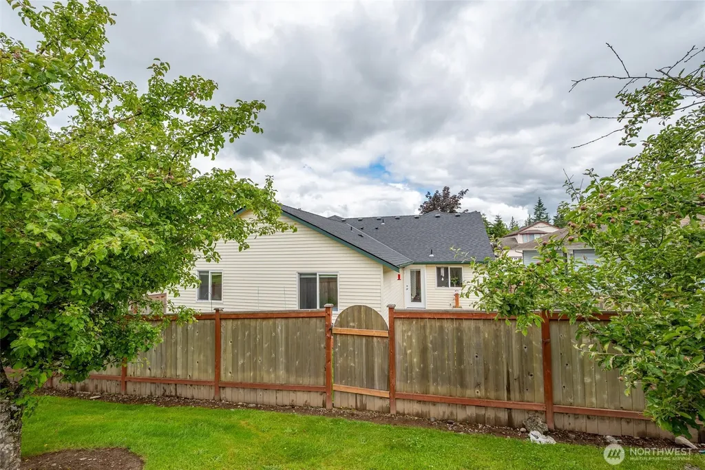 8126 Valley View Drive Arlington WA 98223