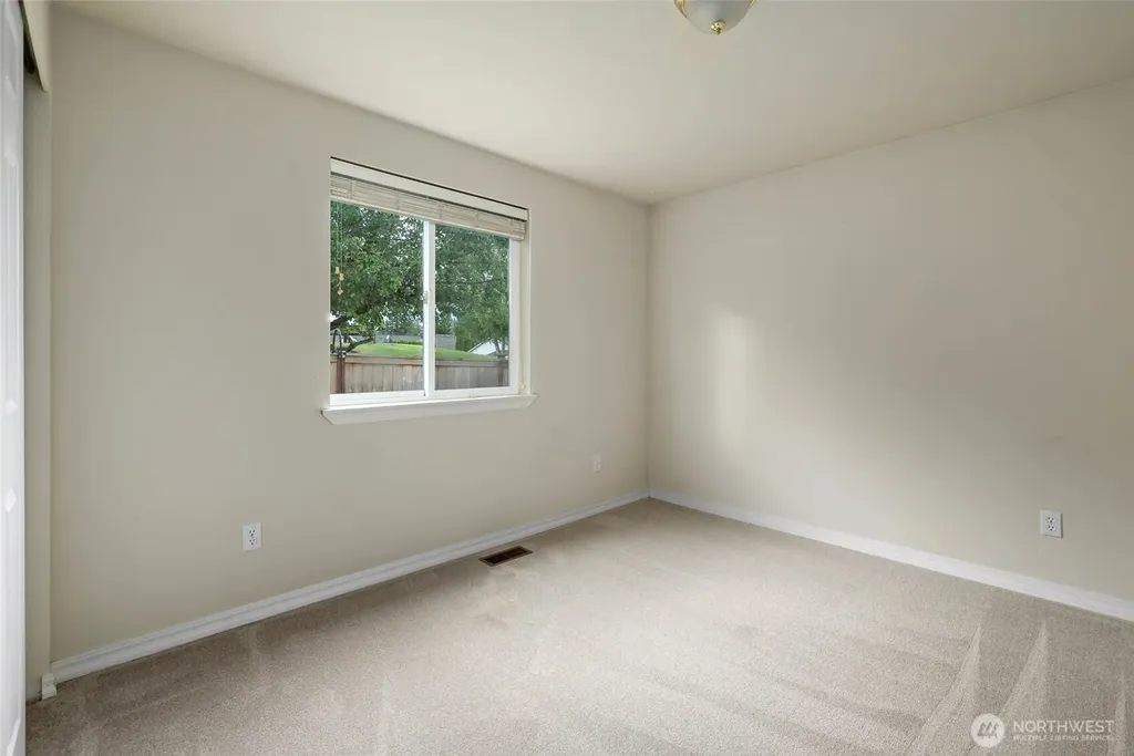 8126 Valley View Drive Arlington WA 98223