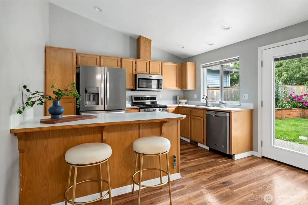 8126 Valley View Drive Arlington WA 98223