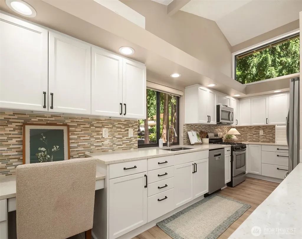 3415 211th Avenue NE Sammamish WA 98074