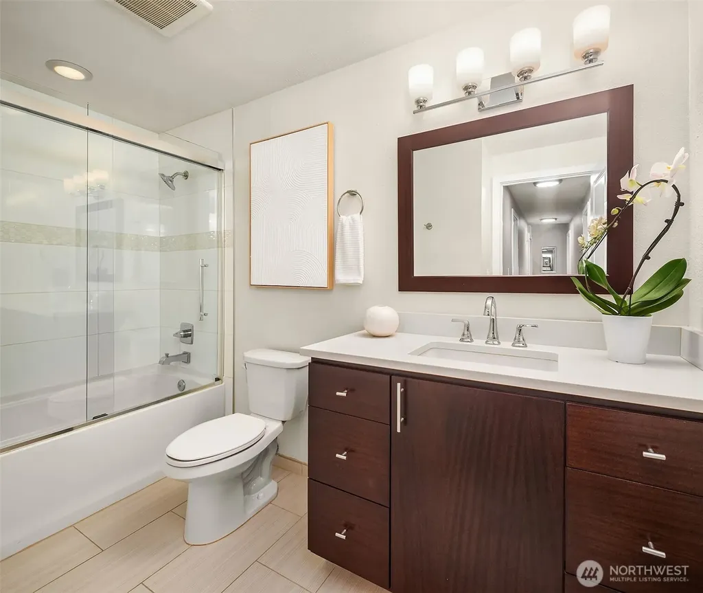 3415 211th Avenue NE Sammamish WA 98074