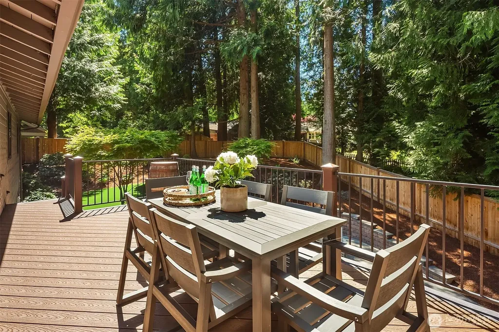 3415 211th Avenue NE Sammamish WA 98074