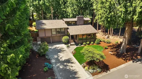 3415 211th Avenue NE Sammamish WA 98074