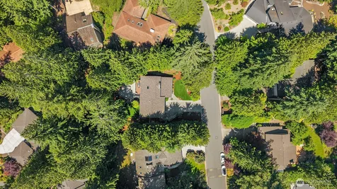 3415 211th Avenue NE Sammamish WA 98074