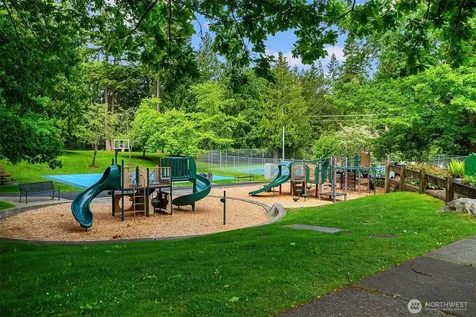 3415 211th Avenue NE Sammamish WA 98074