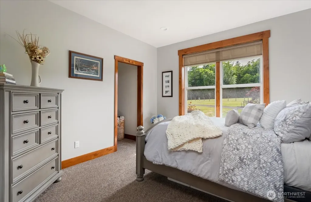4764 Black Walnut Terrace Clinton WA 98236