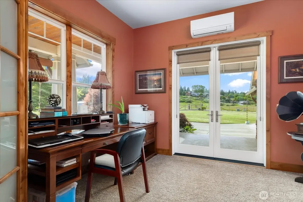 4764 Black Walnut Terrace Clinton WA 98236