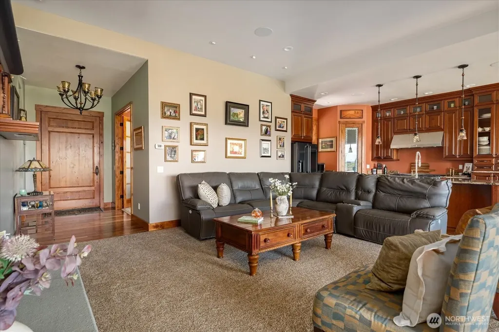 4764 Black Walnut Terrace Clinton WA 98236