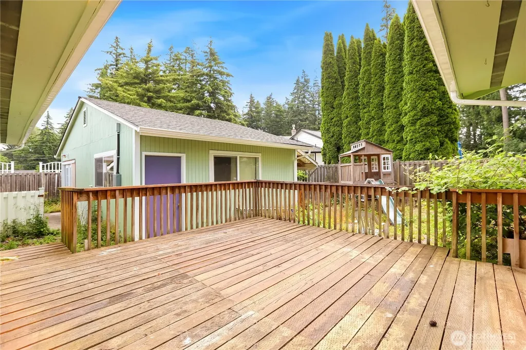 310 Scotland Drive Camano Island WA 98282