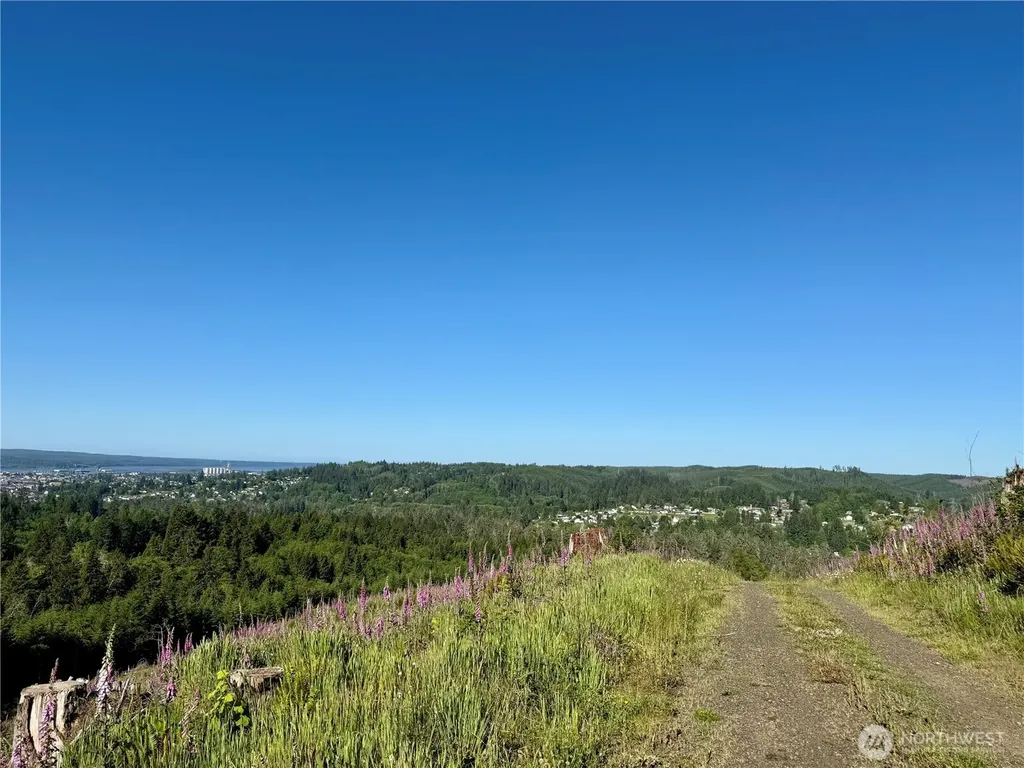 20 E Wishkah Road Aberdeen WA 98520