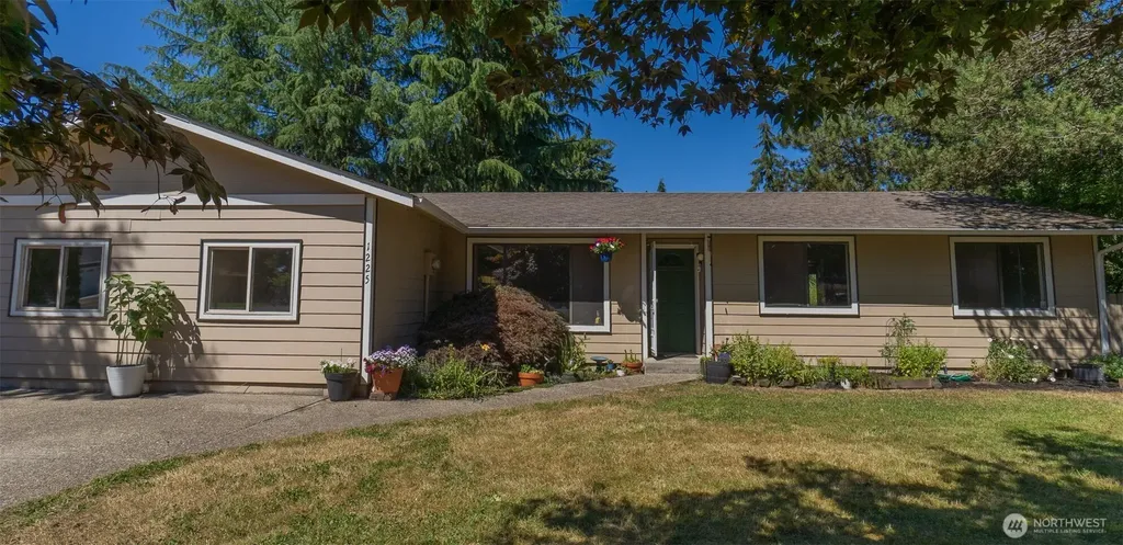 1225 Solar Court NE Olympia WA 98516