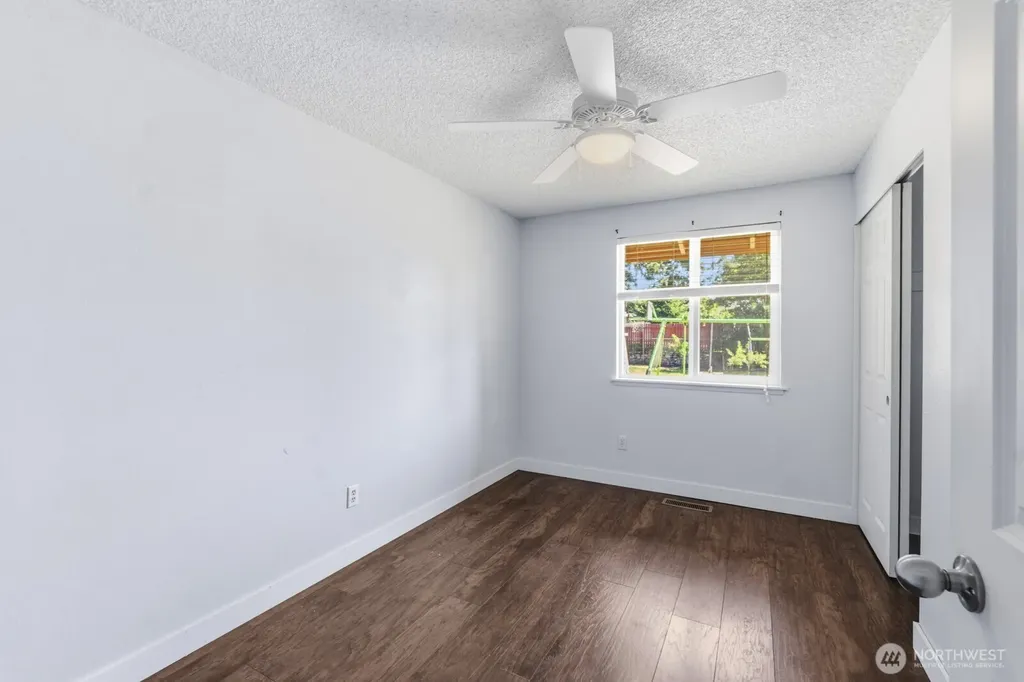 7609 13th Avenue NE Olympia WA 98516