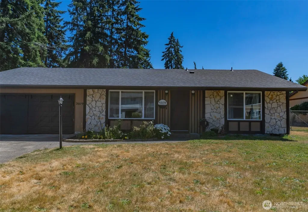7609 13th Avenue NE Olympia WA 98516