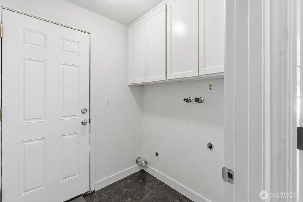 7609 13th Avenue NE Olympia WA 98516