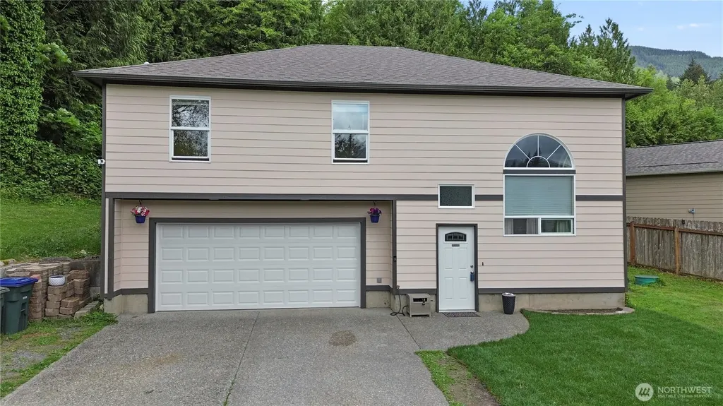 373 Rainbow Drive Sedro Woolley WA 98284