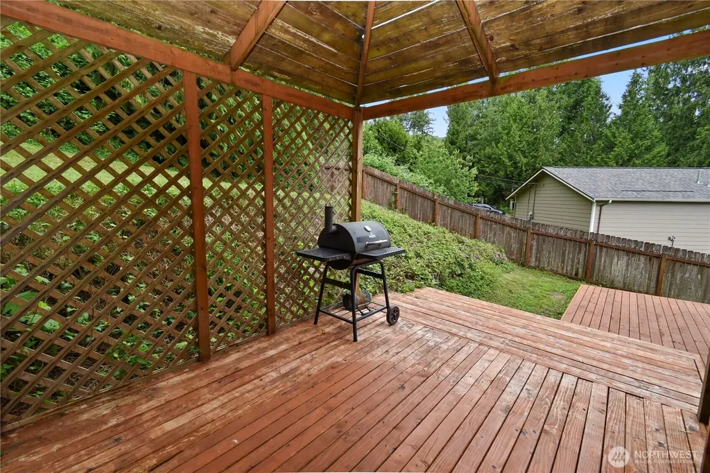 373 Rainbow Drive Sedro Woolley WA 98284