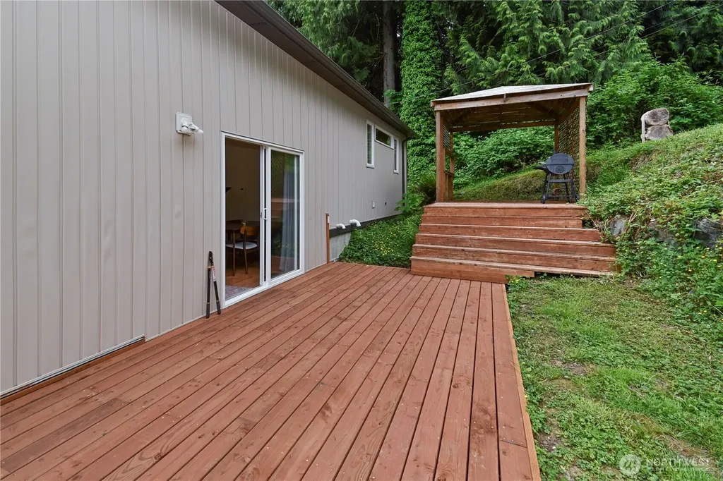 373 Rainbow Drive Sedro Woolley WA 98284