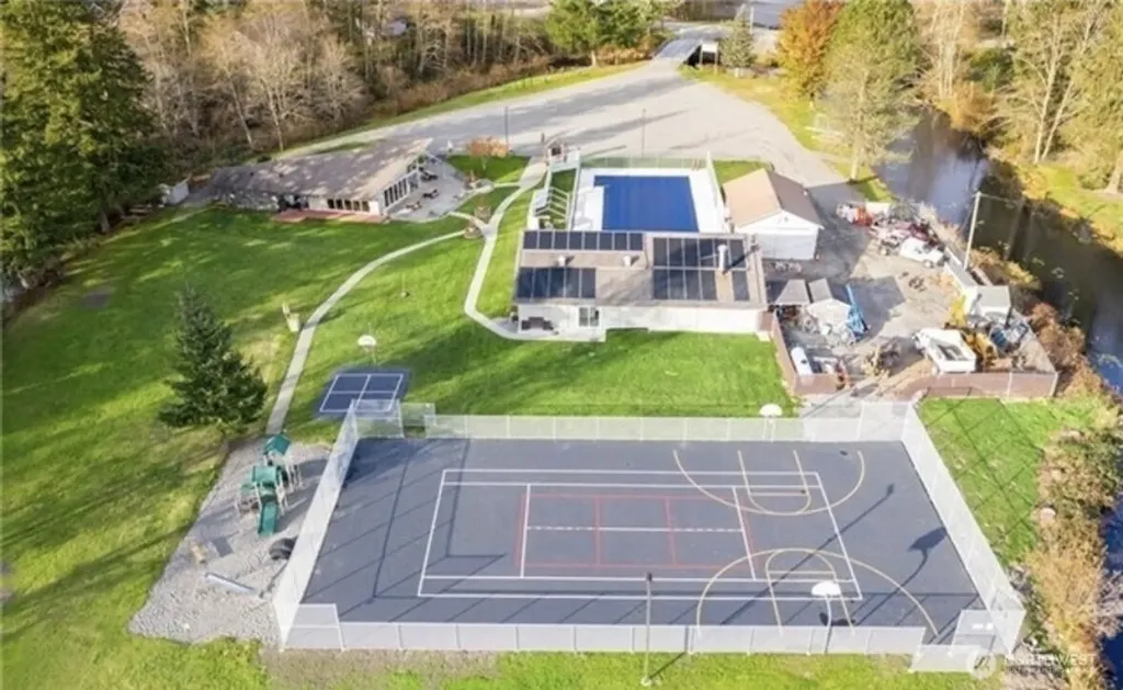 373 Rainbow Drive Sedro Woolley WA 98284