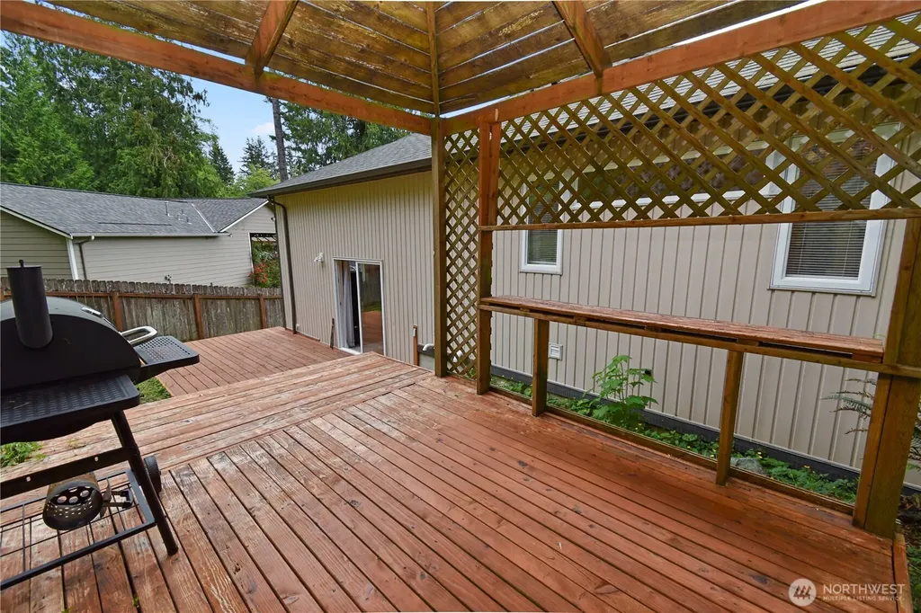 373 Rainbow Drive Sedro Woolley WA 98284