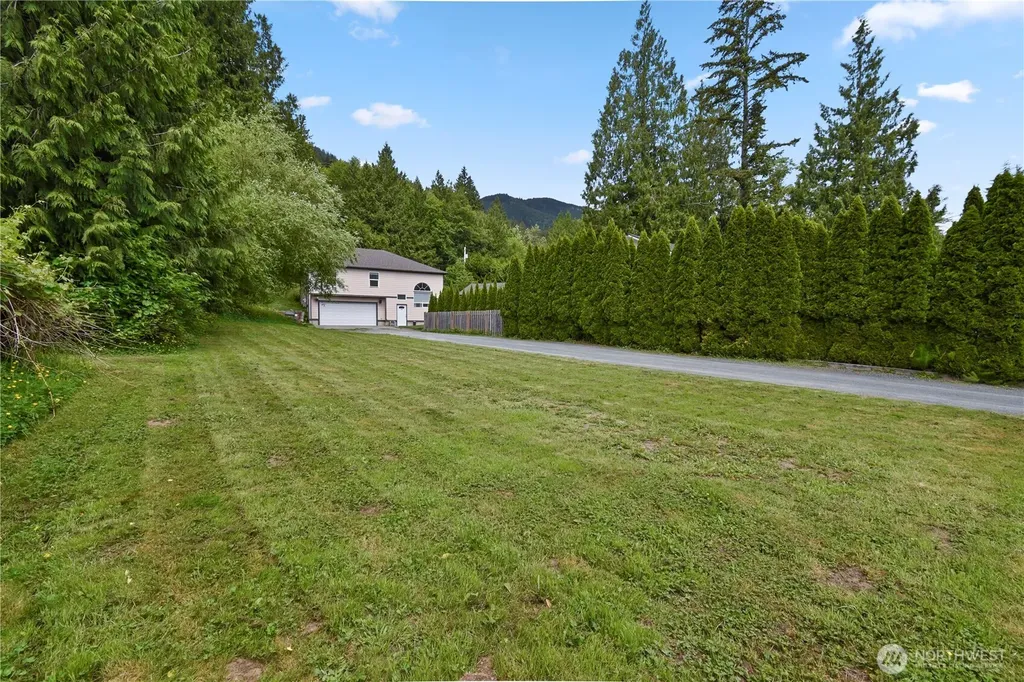 373 Rainbow Drive Sedro Woolley WA 98284
