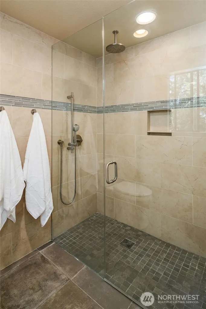 2302 126th Avenue NE Bellevue WA 98005