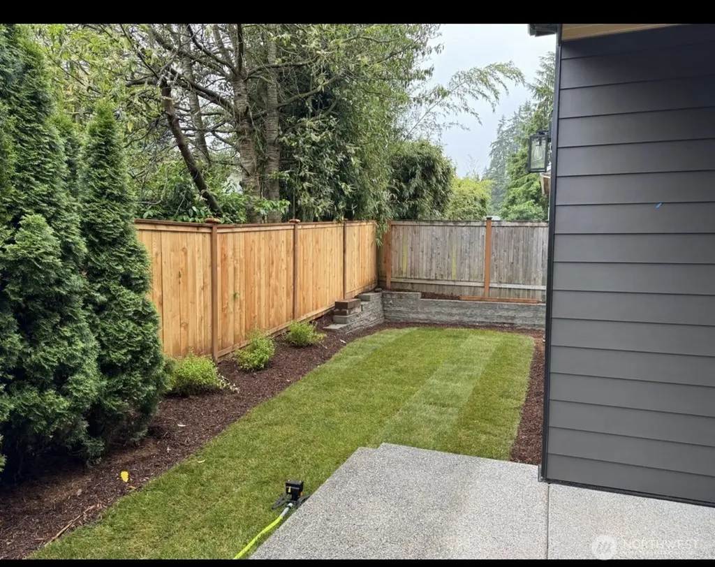906 232nd Street SE Bothell WA 98021