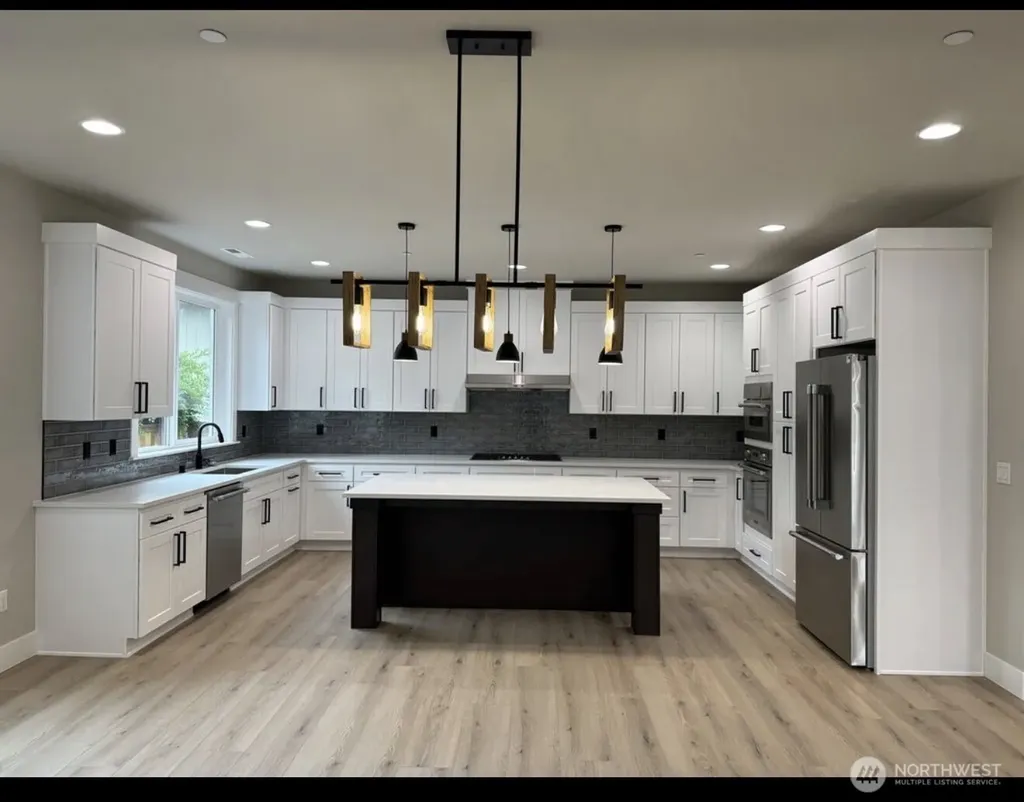 906 232nd Street SE Bothell WA 98021