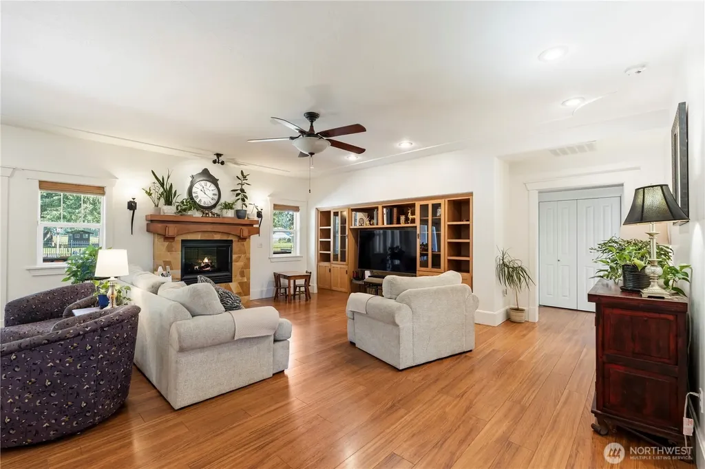 5140 66th Avenue SE Lacey WA 98513
