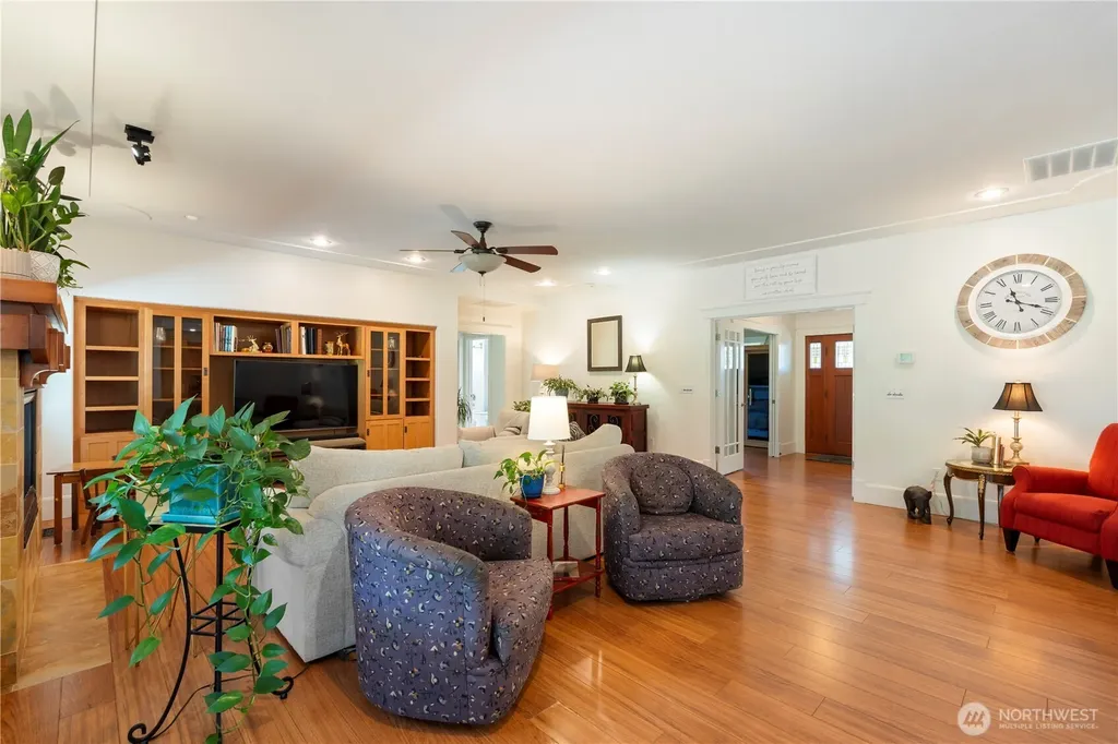 5140 66th Avenue SE Lacey WA 98513