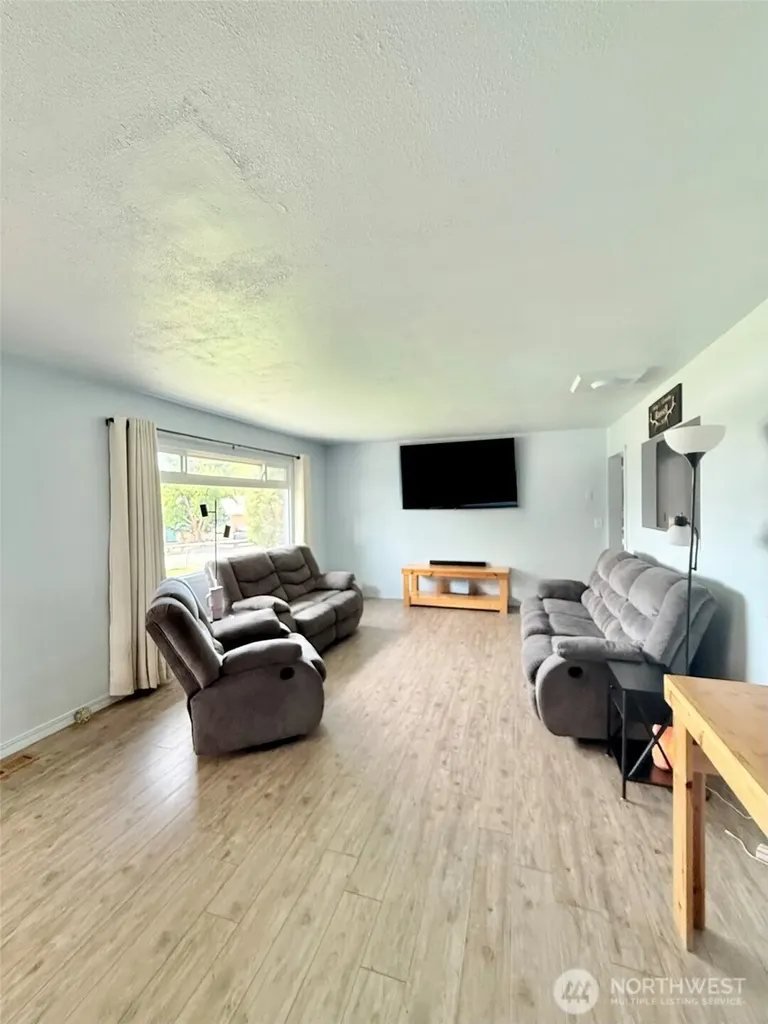 703 Sunrise Drive Omak WA 98841