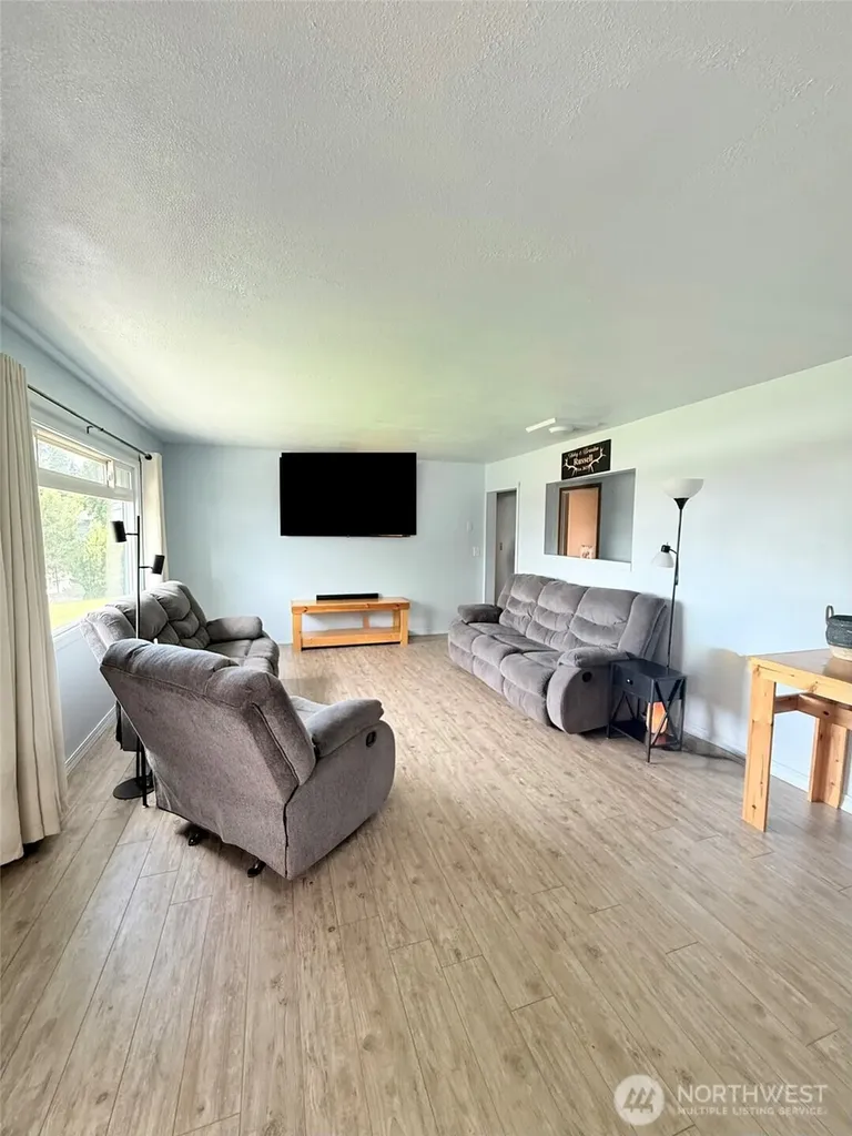 703 Sunrise Drive Omak WA 98841