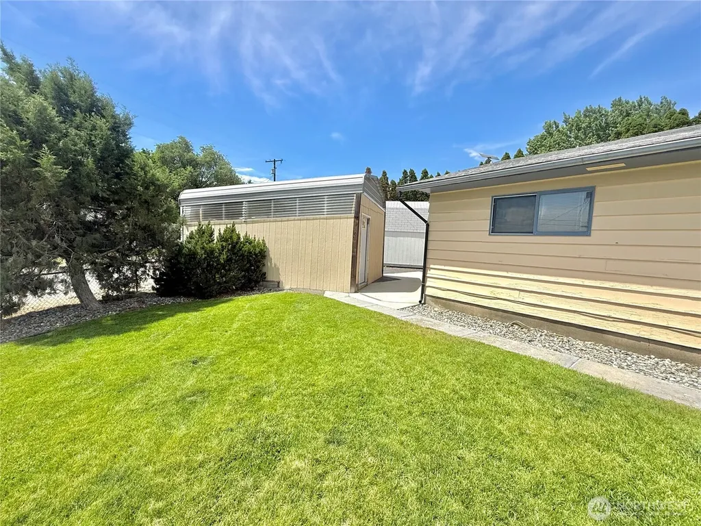 703 Sunrise Drive Omak WA 98841