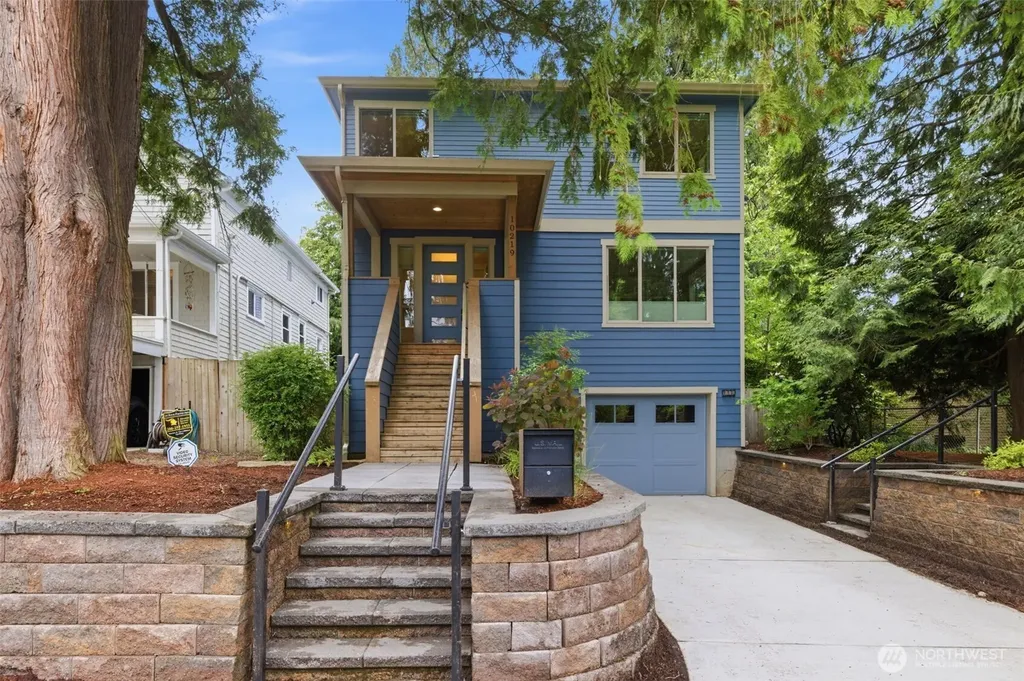 10219 62nd Avenue S Seattle WA 98178