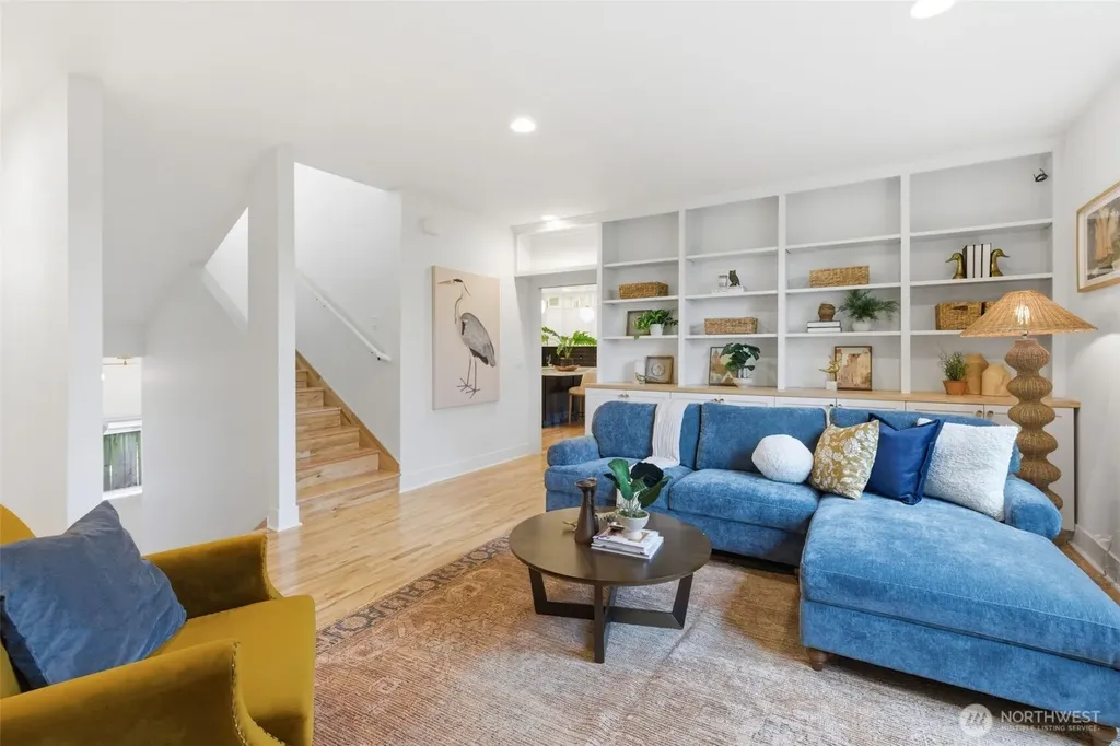 10219 62nd Avenue S Seattle WA 98178