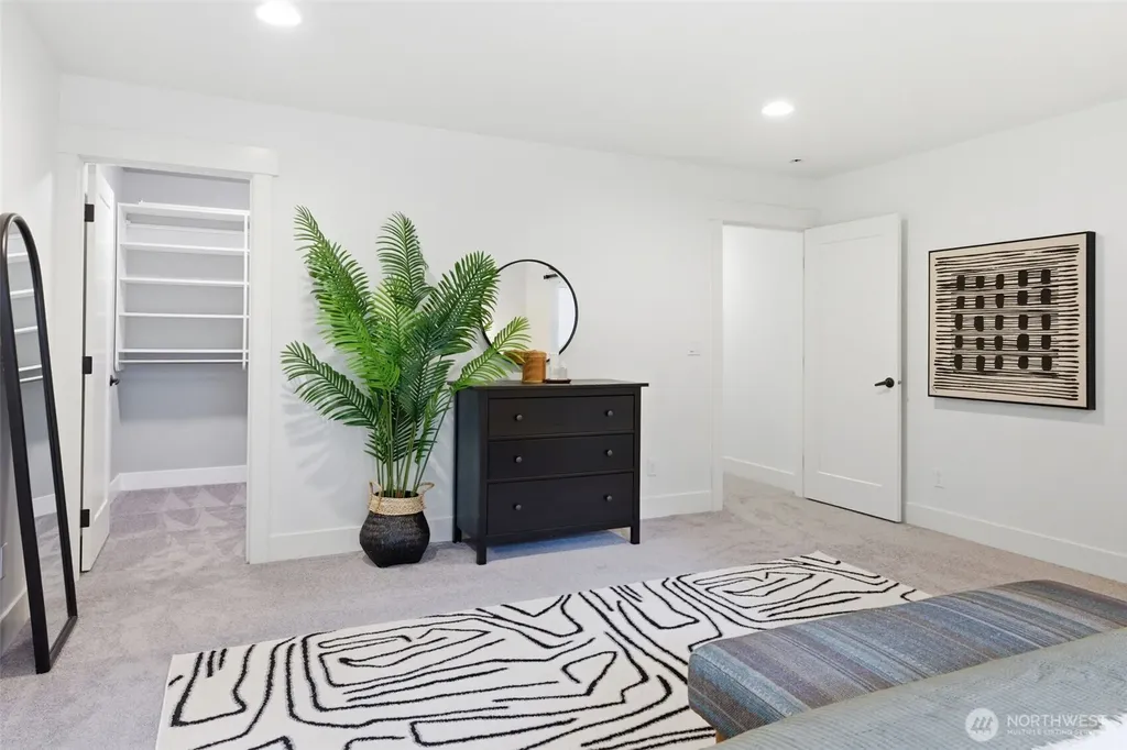 10219 62nd Avenue S Seattle WA 98178