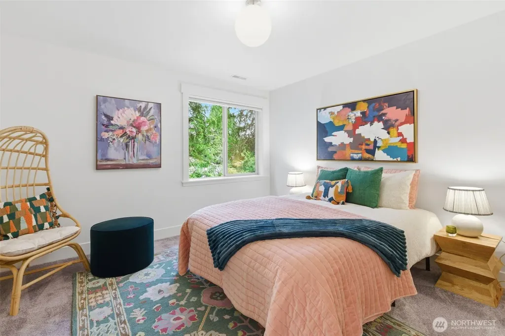 10219 62nd Avenue S Seattle WA 98178