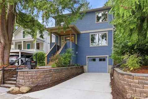 10219 62nd Avenue S Seattle WA 98178