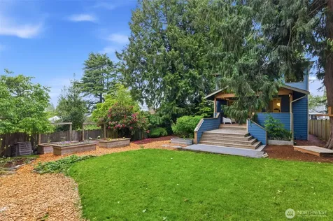 10219 62nd Avenue S Seattle WA 98178