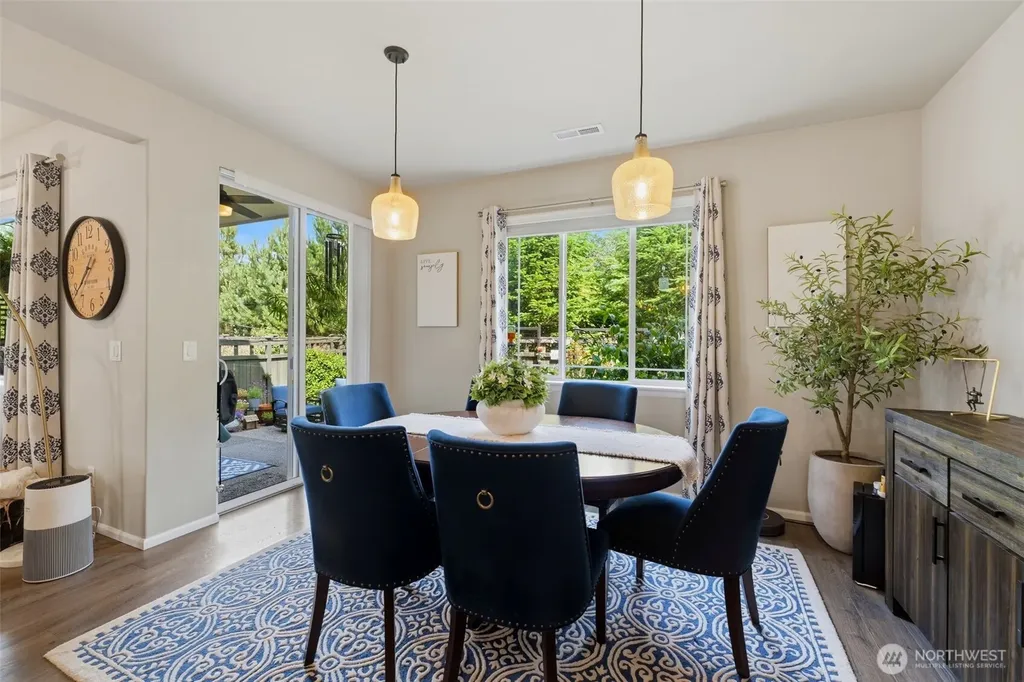 23546 Granite Court Black Diamond WA 98010