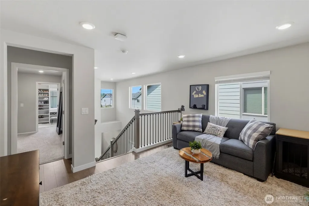 23546 Granite Court Black Diamond WA 98010
