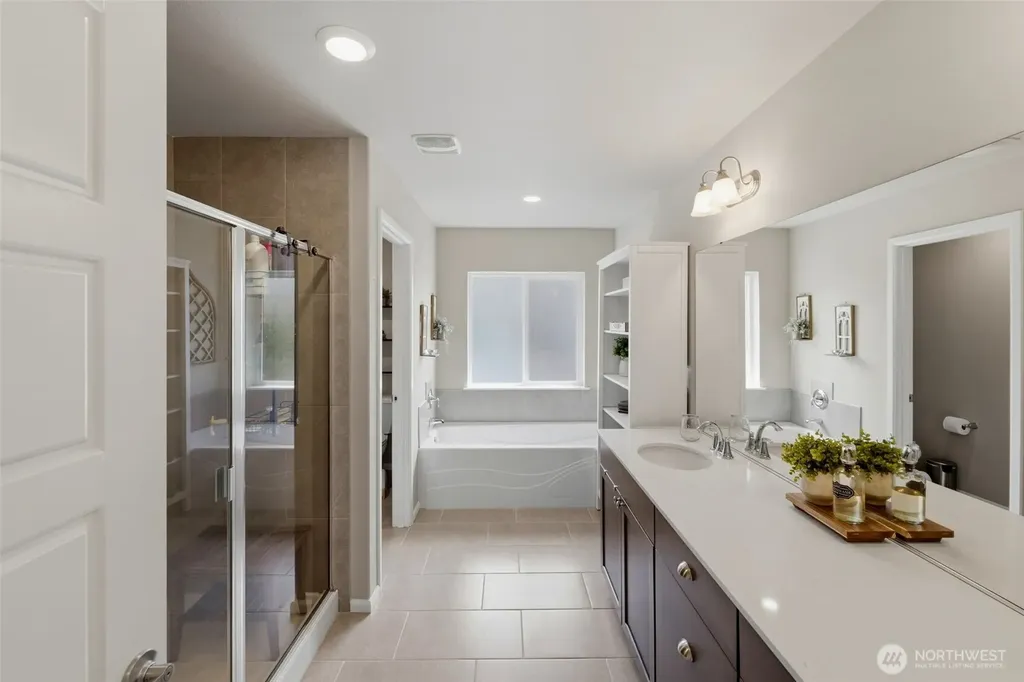 23546 Granite Court Black Diamond WA 98010