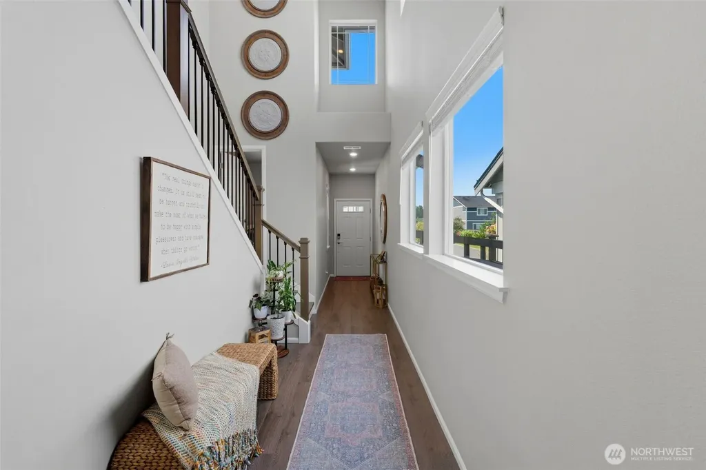 23546 Granite Court Black Diamond WA 98010