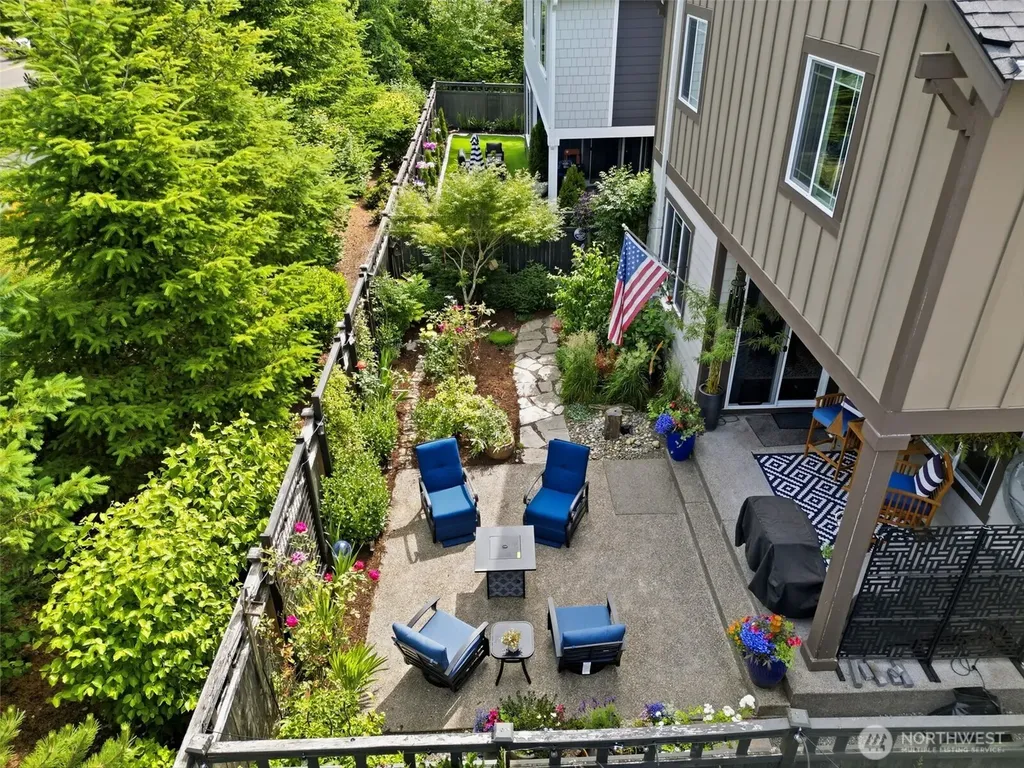 23546 Granite Court Black Diamond WA 98010