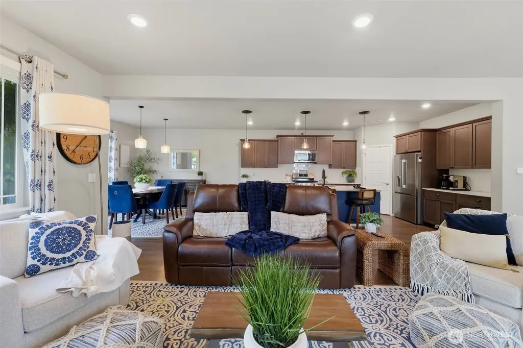 23546 Granite Court Black Diamond WA 98010