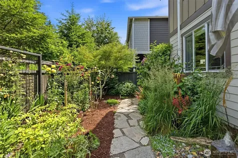 23546 Granite Court Black Diamond WA 98010