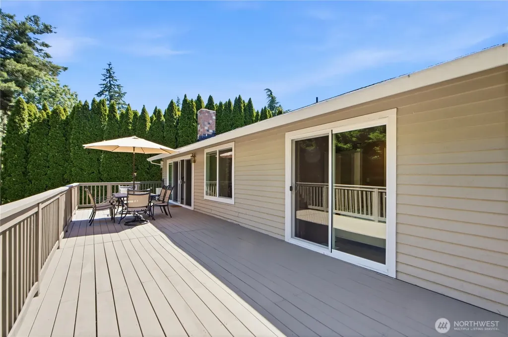 10606 NE 19th Place Bellevue WA 98004